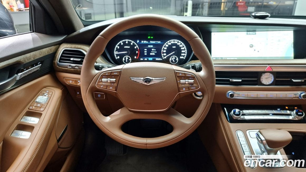 Genesis G90 3.8 AWD (08.2019)