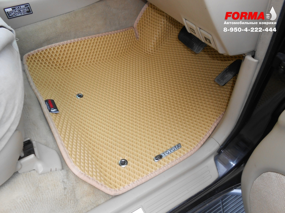 Toyota Land Cruiser Cygnus J100 (12.1998 - 06.2007) правый руль