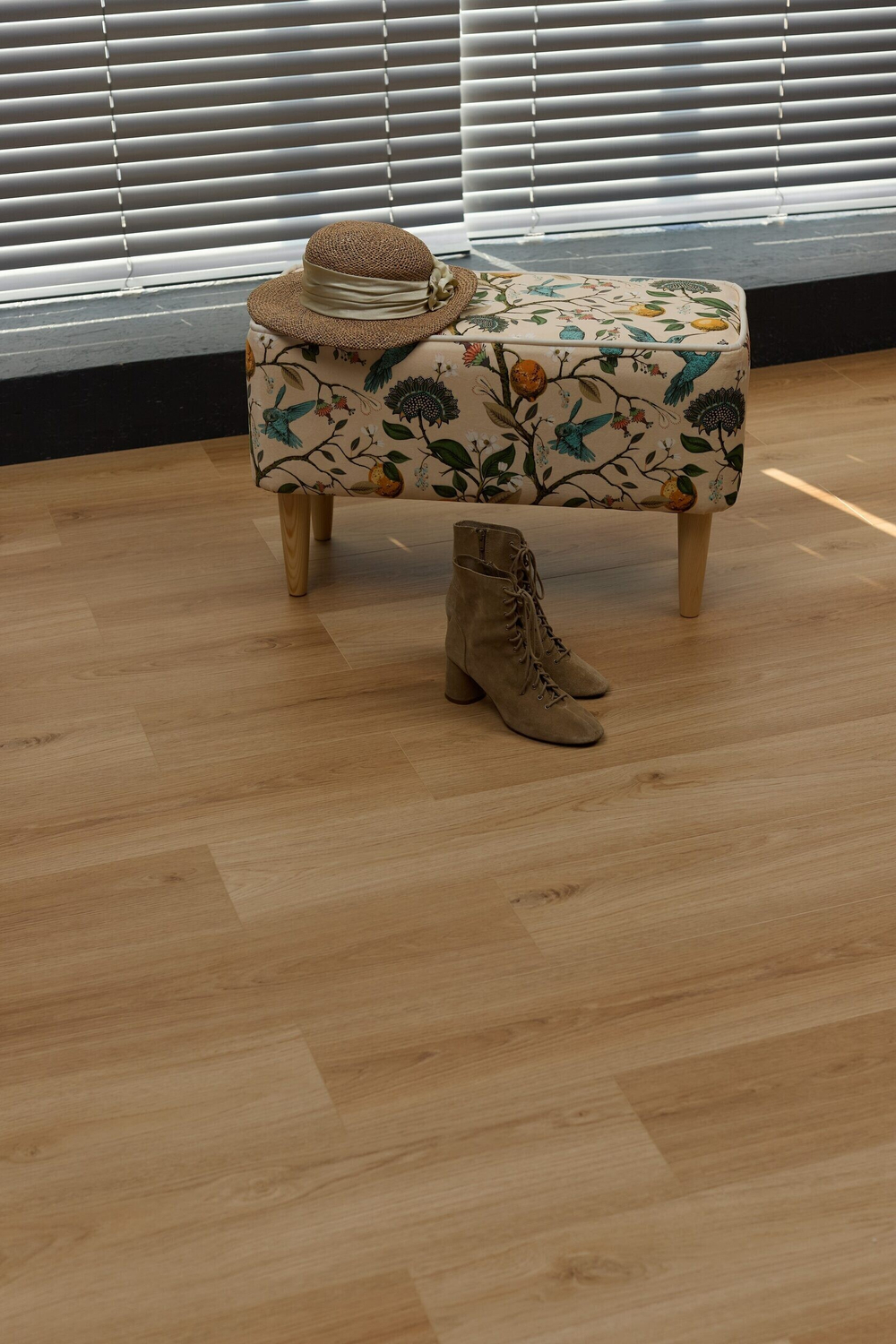 Кварц-винил SPC Steinholz Prime 4,5 мм Кронбург 1.7568 м2