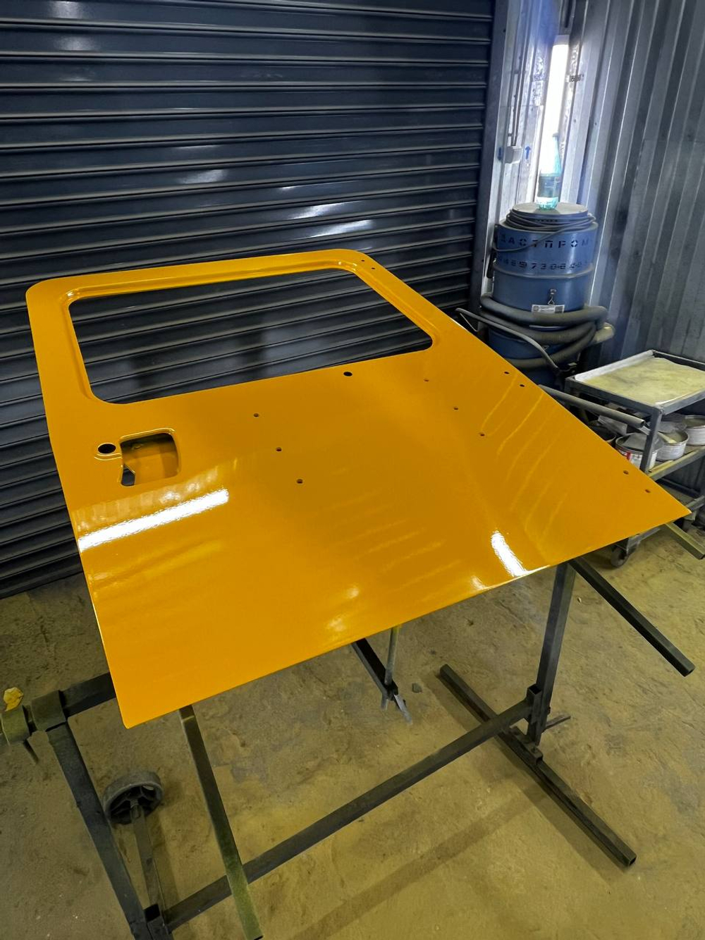 Покраска деталей автомобиля в один цвет