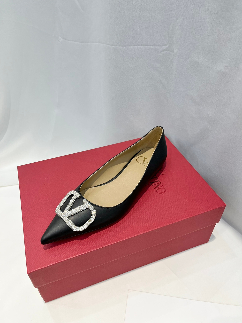 Valentino Vlogo Ballet Flat