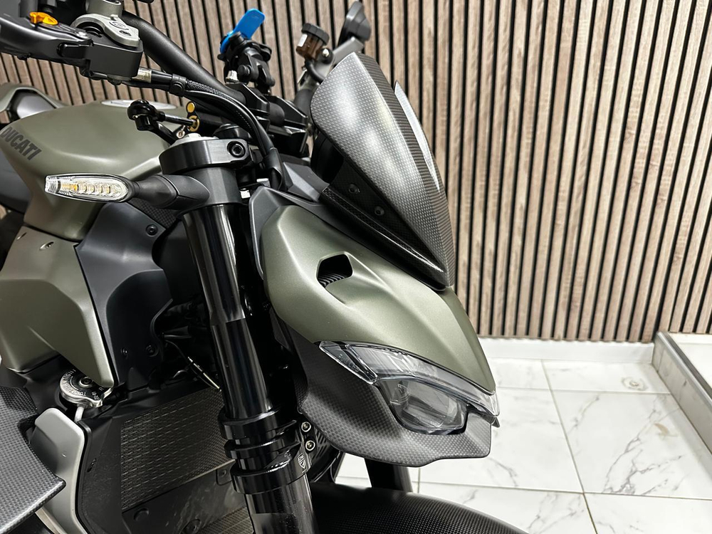 Fullsix Карбоновое ветровое стекло - короткое Ducati Streetfighter V4 MD-SF20-S92S