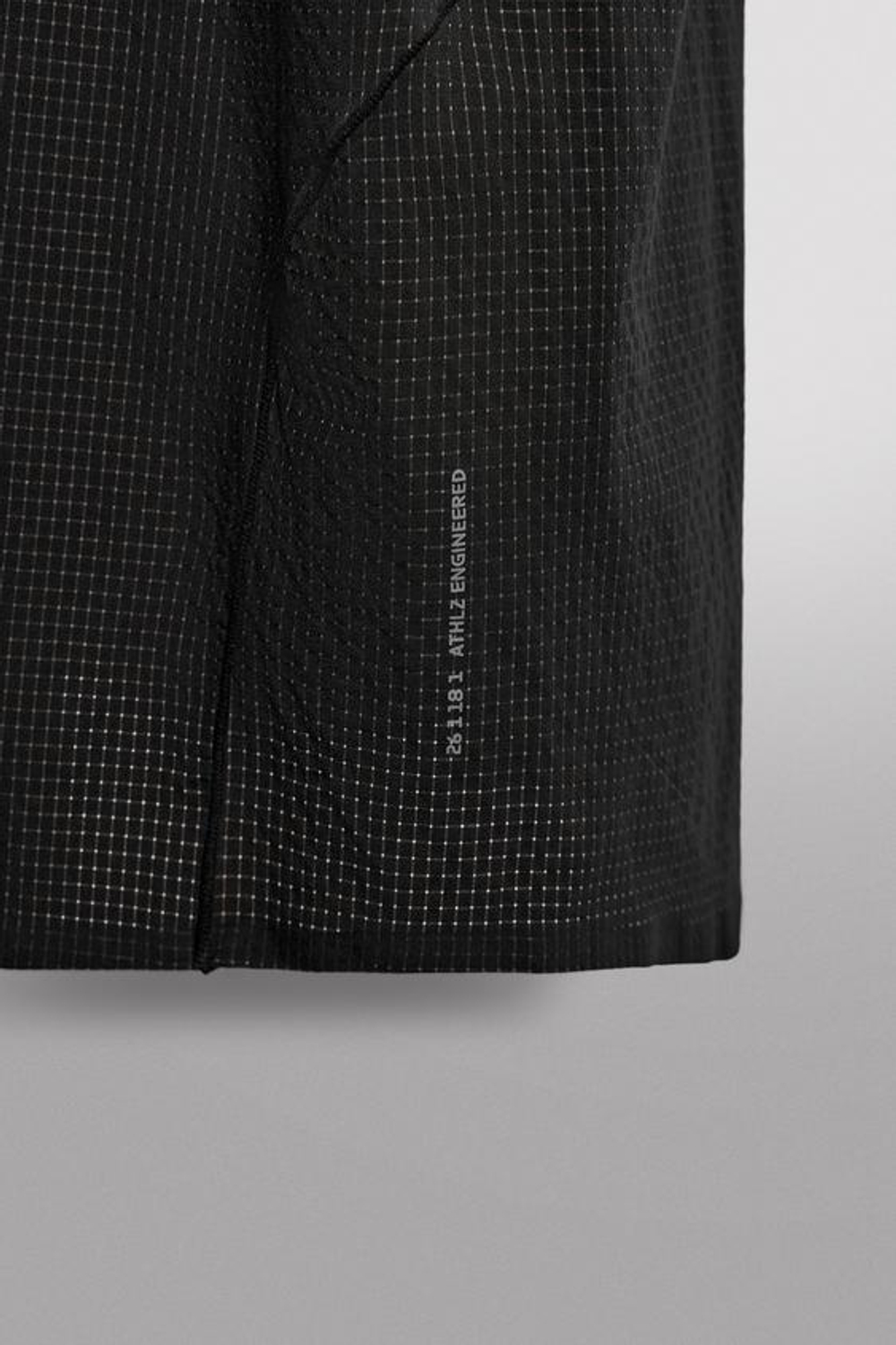 ZARA ТЕХНИЧЕСКАЯ ФУТБОЛКА ИЗ РЕЛЬЕФНОЙ ТКАНИ, ЧЕРНЫЙ