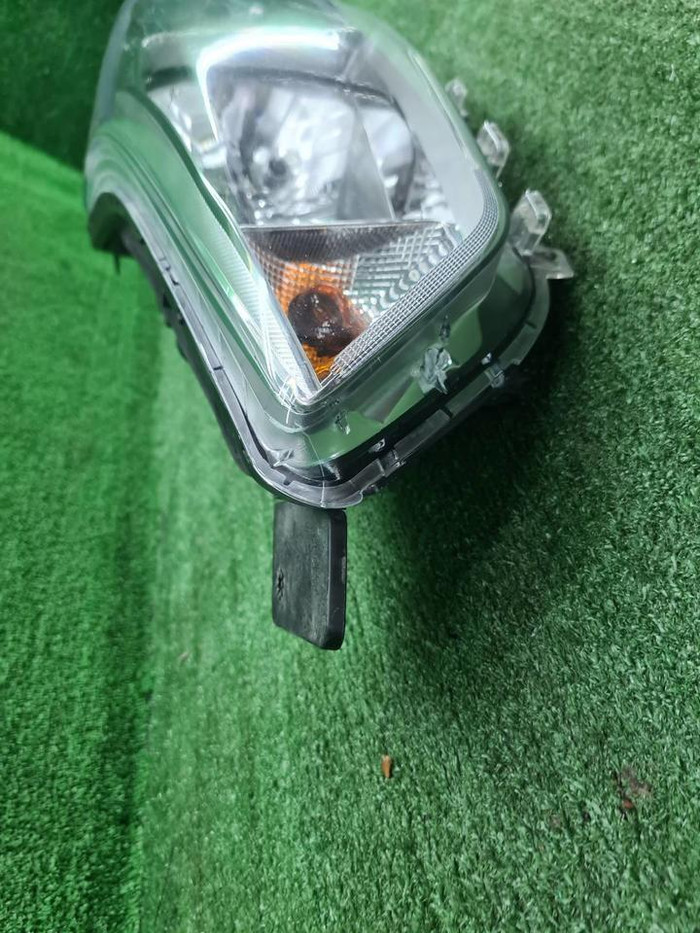 Фара левая Hyundai Creta 1 (2016-2021) галоген