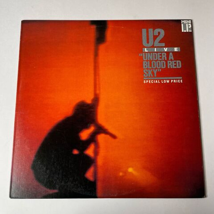 Винтажная виниловая пластинка LP U2 Live Under A Blood Red Sky (USA 1983)