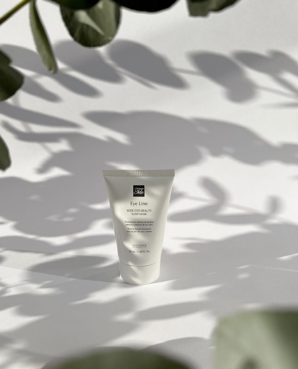 Маска для глаз с лифтинг-эффектом Wide Eyes Beauty Sleep Mask