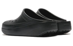 Crocs Blunt Toe