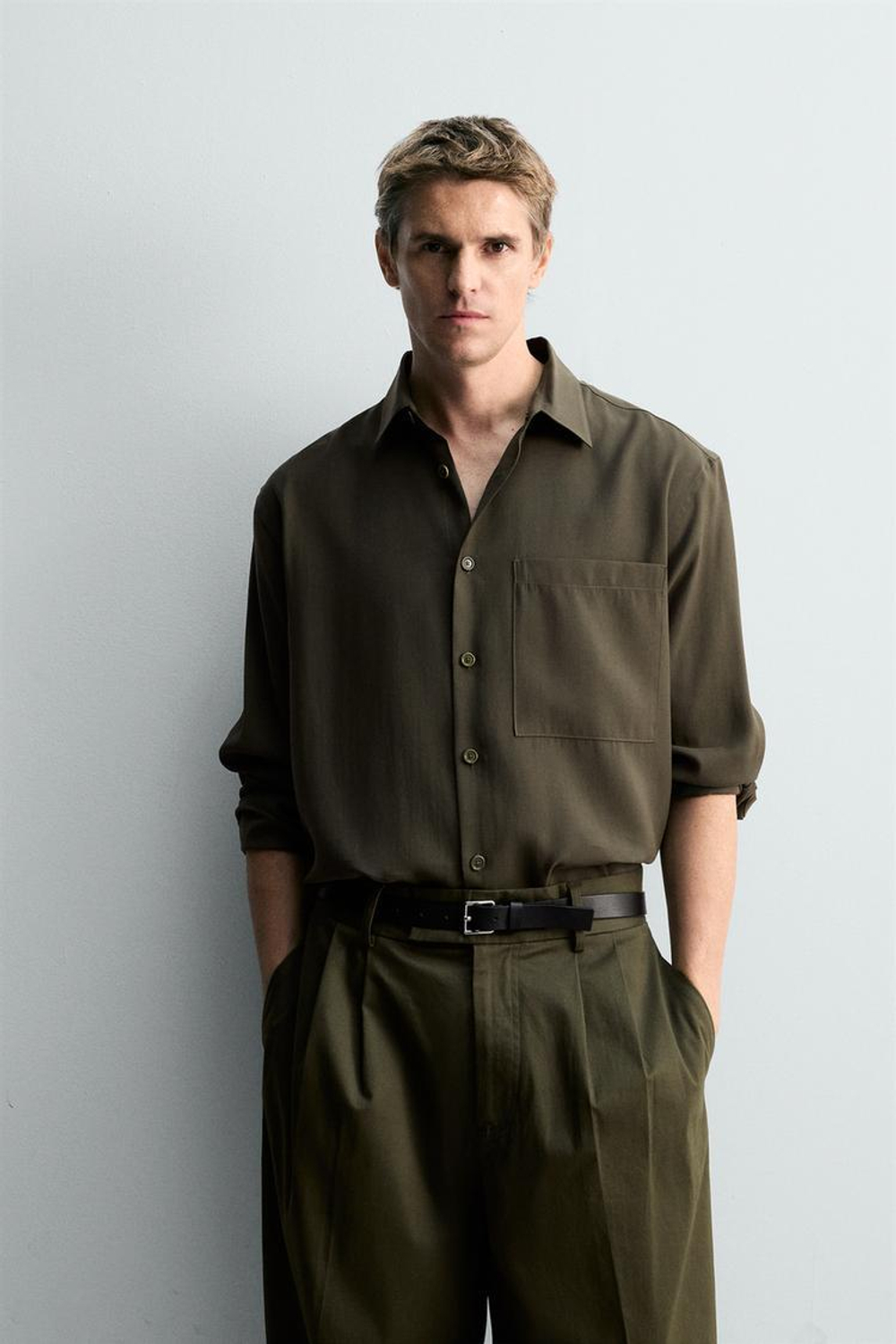 ZARA РУБАШКА RELAXED FIT ИЗ СТРУЯЩЕЙСЯ ТКАНИ, ХАКИ