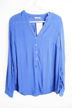 Блузка Camaieu стильного оттенка, визуально на 42/44 размер