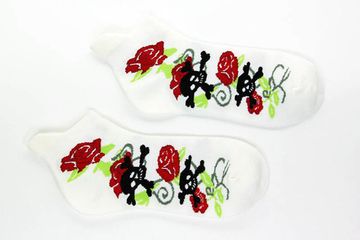 Носки Черепа с розами белые (039)