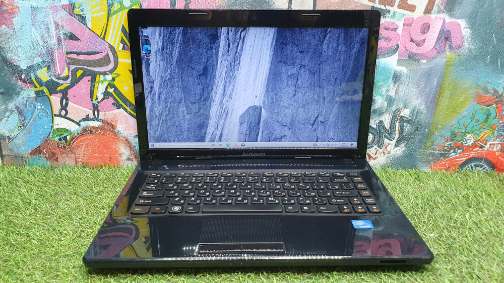 Ноутбук LENOVO i3/4Gb