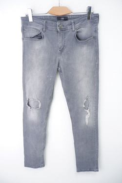 Джинсы FSBN "рваные" 44-46 размер