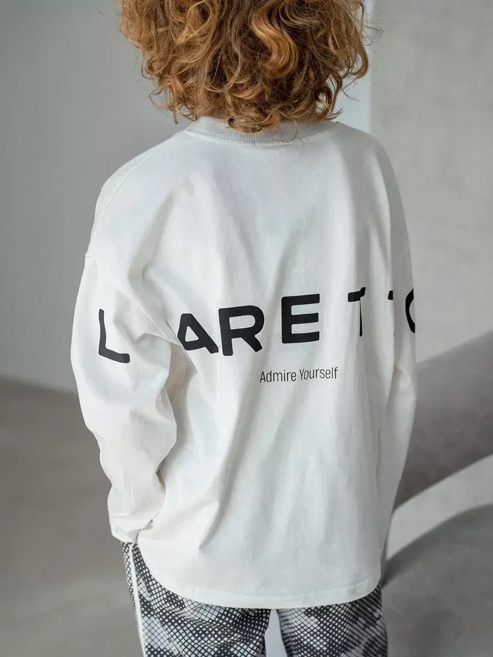 Лонгслив для мальчика школьный