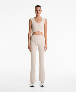 OYSHO Расклешенные брюки Comfortlux с высокой талией, светло-бежевый