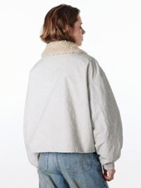 Бомбер с меховым воротником "Туман" женский