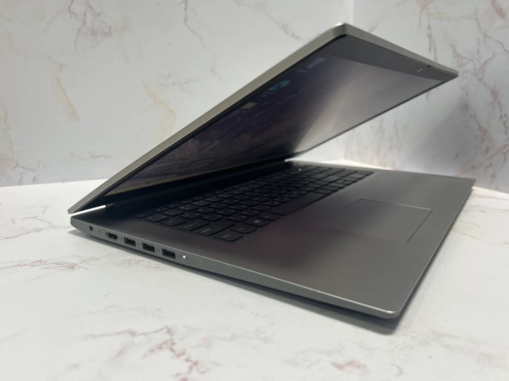 Ноутбук Lenovo IdeaPad 3 17ADA05 (81W2008DRK) 17.3"/AMD 3020e/RAM 8 GB/ SSD 256 GB/AMD Radeon/1600х900/TN/DOS/Подсветка кл-ры: нет /серый. Состояние: B1