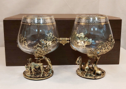 Набор из 2-х бокалов для коньяка "Охота на лося и Мишки в лесу" (подарочный футляр)