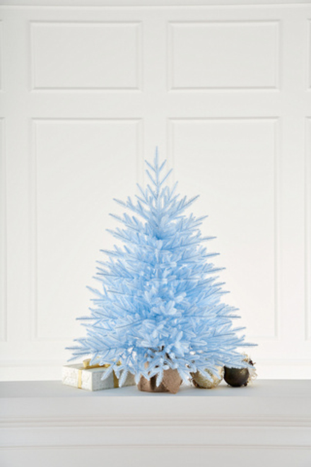 Ель настольная Голубая 0,7 м пенек+мешковина 100% Литые веточки МаксКристмас
