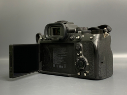 Sony A7 IV 5000 кадров
