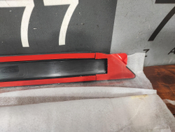 Накладка двери передней левой Skoda Yeti Новая Оригинал 5L0853515A