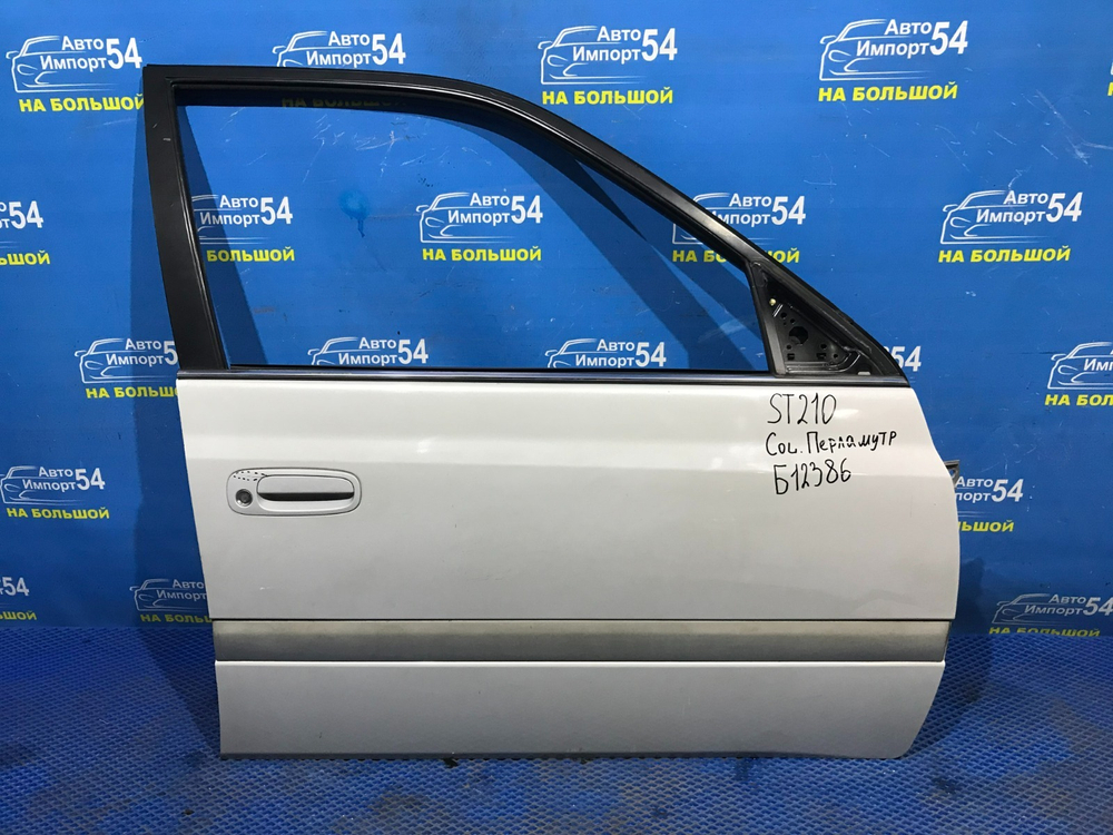 Дверь передняя правая TOYOTA CORONA PREMIO 1996-2001