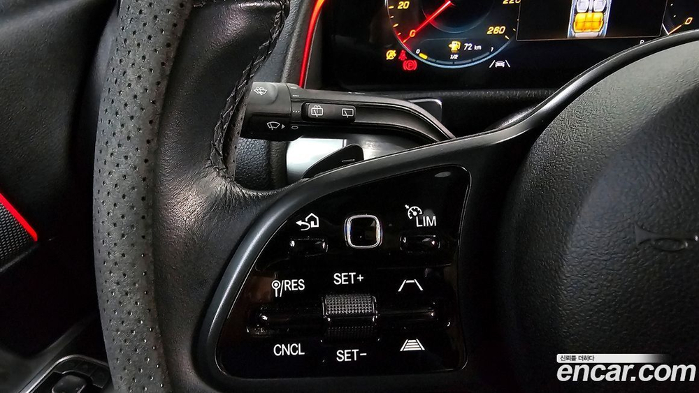 Mercedes-Benz GLB-Class X247 GLB200 d (02.2021)