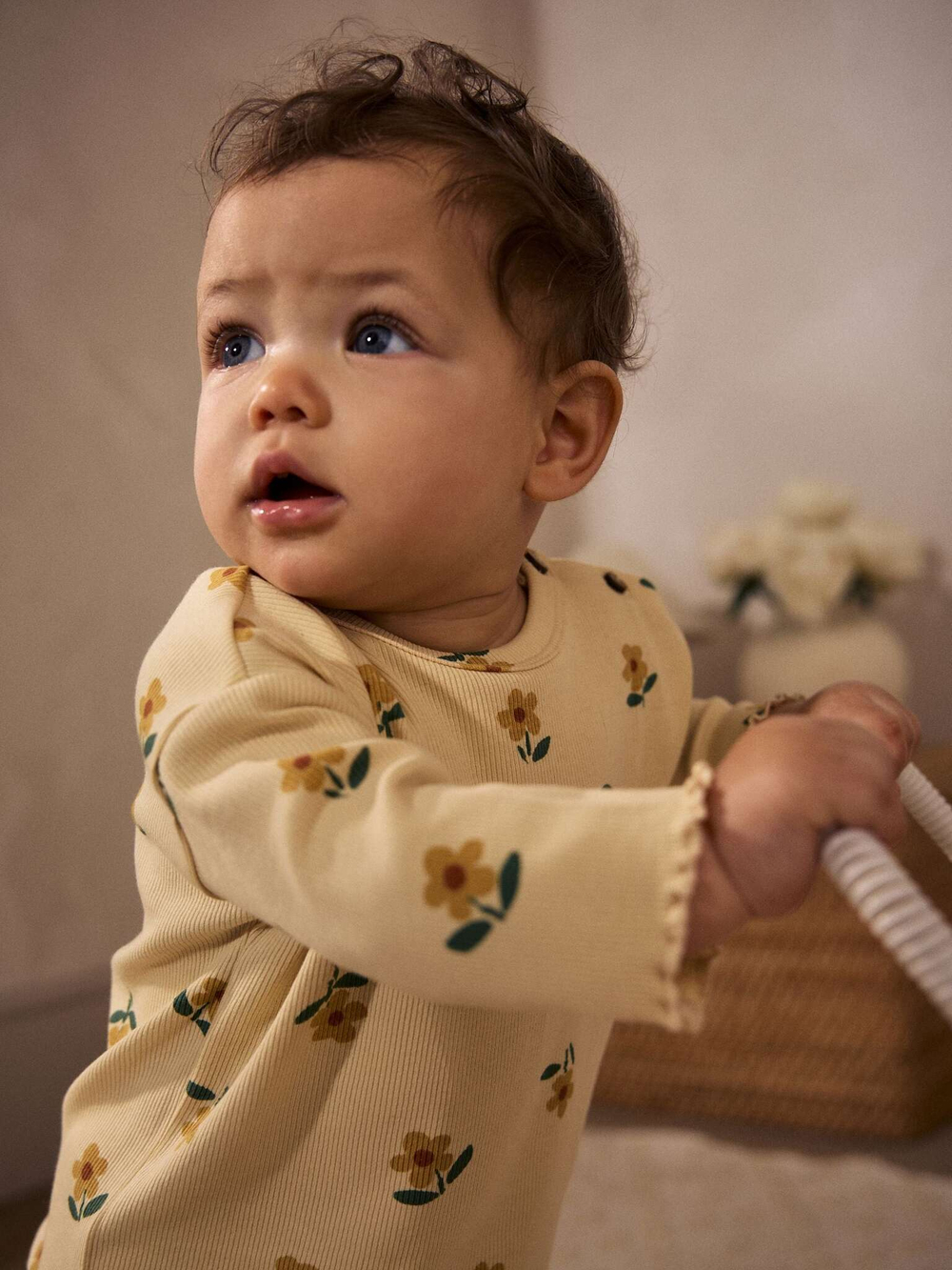 Лонгслив и брюки в комплекте для малышей Next E66-457, Светло-желтый