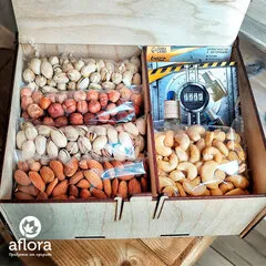 Подарочный набор «Фисташки и Ко» в дереве / 600 гр Подарочный набор «Фисташки и Ко» в дереве / 600 гр