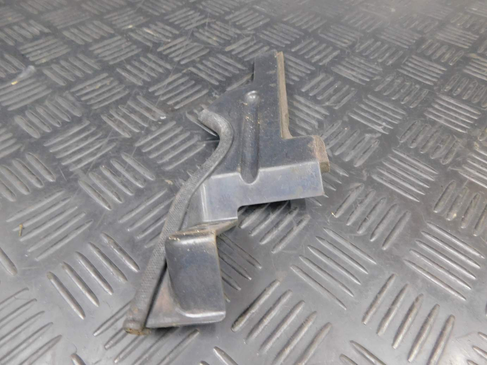 Пластик внутренний Kawasaki ZZR 400 98 14090-1292 053082