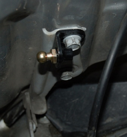Упор (амортизатор) капота для Mitsubishi Pajero Sport 1 / L200 (1998-2008) Autoinnovation.02-09