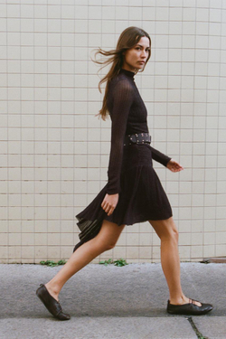 ZARA КОЖАНЫЕ БАЛЕТКИ СО ШНУРОВКОЙ, КОРИЧНЕВЫЙ