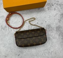 Кошелек клатч на цепочке Ivy Louis Vuitton