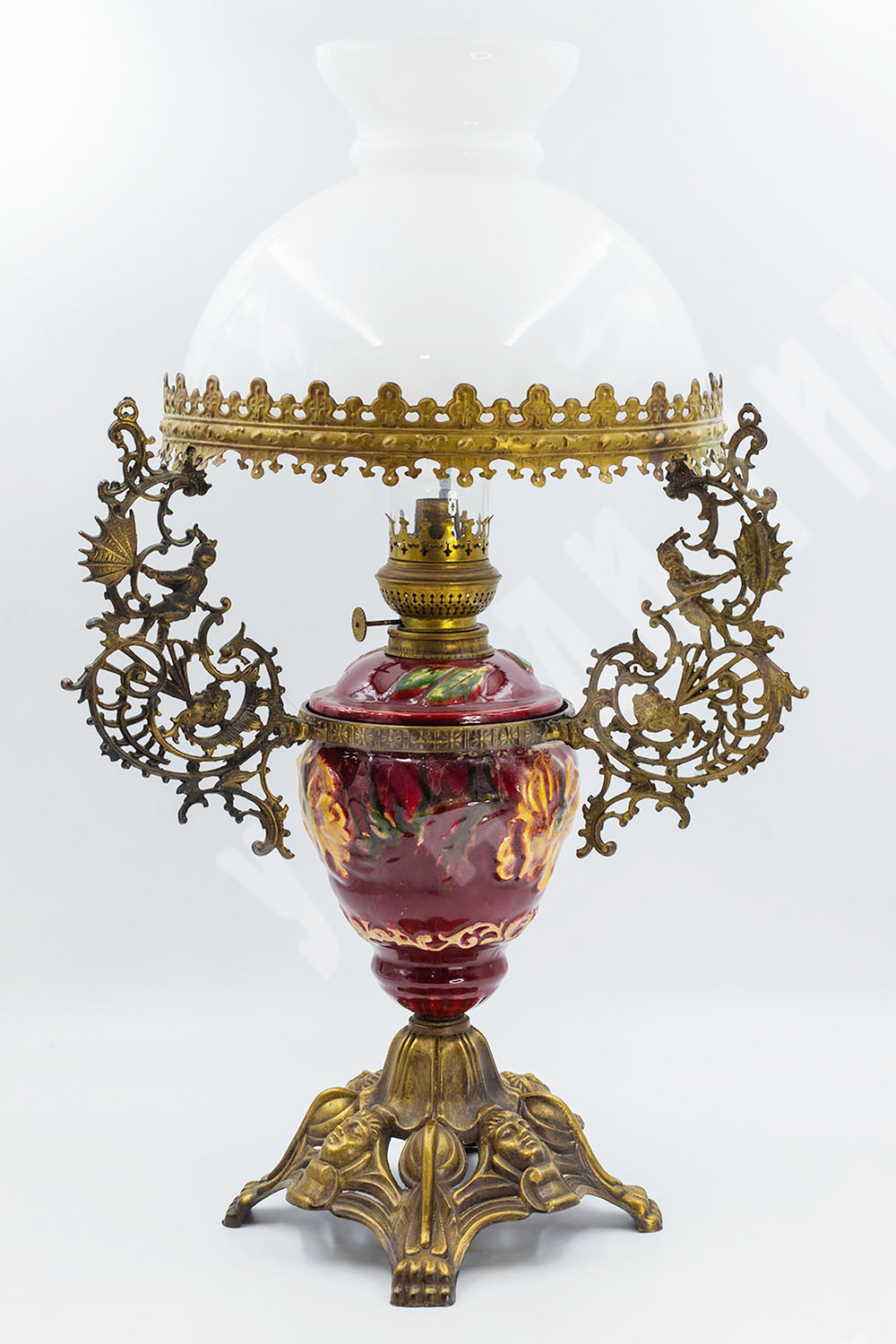 [В рабочем состоянии] Керосиновая лампа фирмы Kosmos-Brenner. Франция. Первая половина ХХ в.