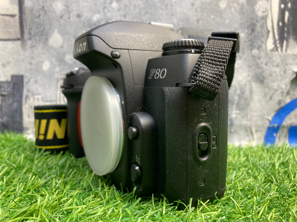 Nikon F80 Покупка/Продажа