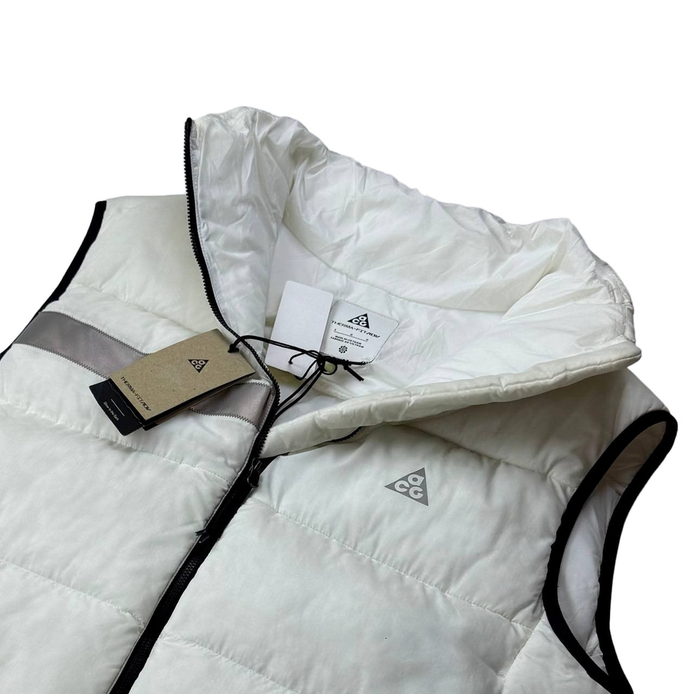 Жилетка Nike ACG Новая с биркой