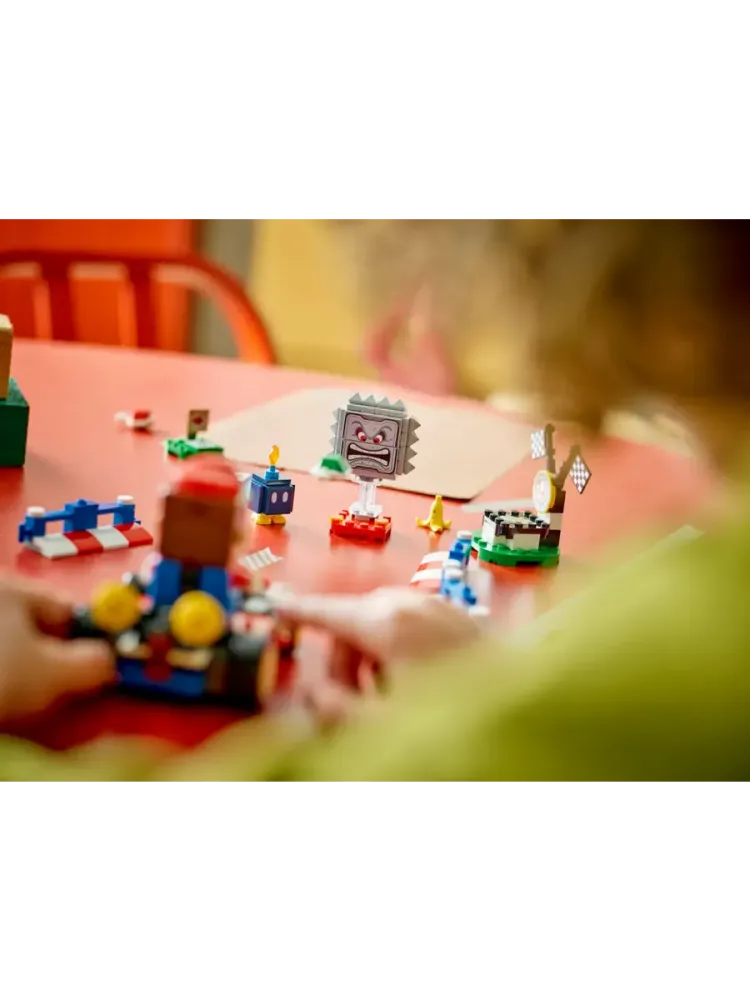 Конструктор Super Mario 72043 Mario Kart интерактивный