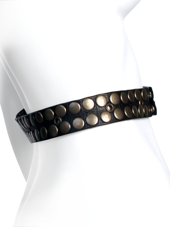 Кожаный пояс клепаный