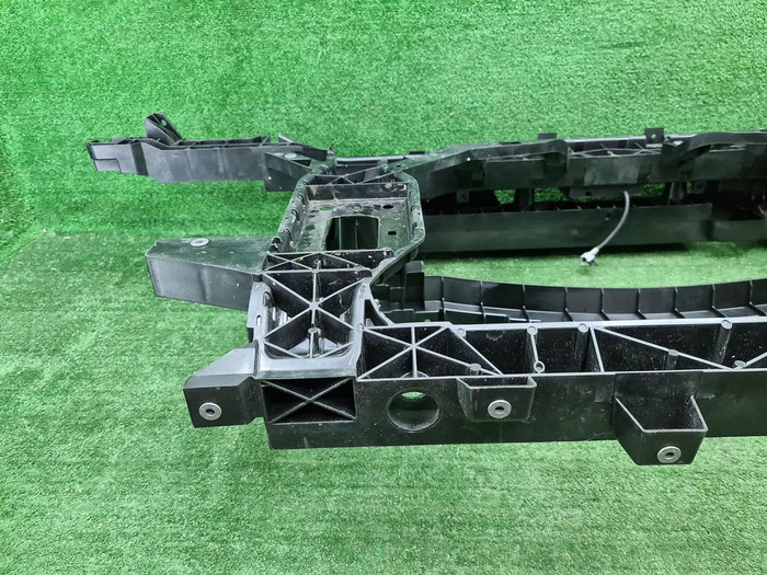 Телевизор Hongqi E-HS9 (2020-н.в.)