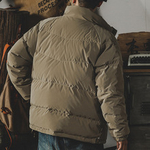 Мужской зимний пуховик без капюшона.Наполнитель 90% белый утиный пух.