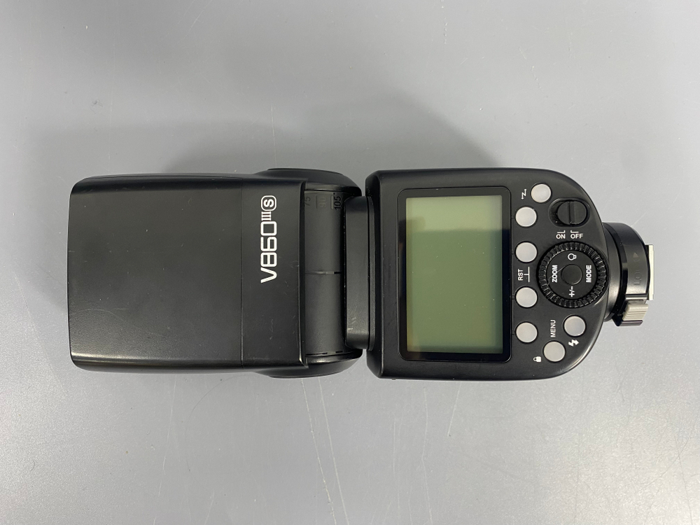 Вспышка Godox V860IIIS