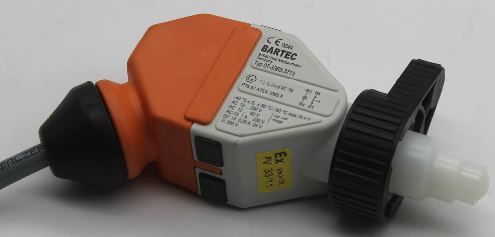 Выключатель BARTEC 07-3363-3713 кнопочный взрывозащищенный, NC, 1м PTB 97 ATEX 1065X