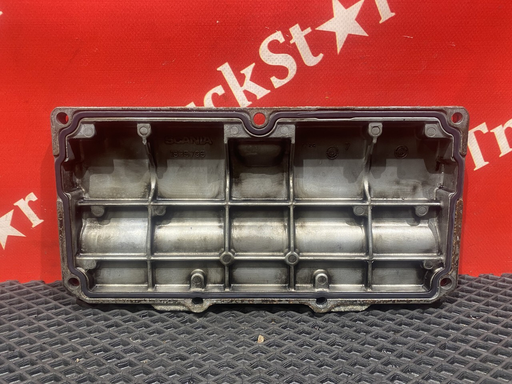 Крышка блока цилиндров 2017г