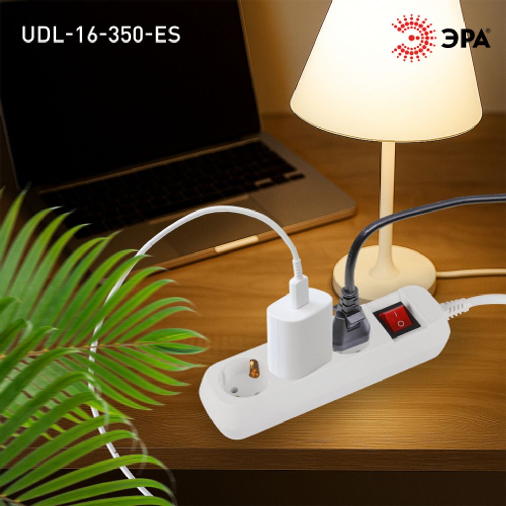 Удлинитель электрический ЭРА UDL-16-350-ES Greenline 3 розетки с заземлением с выключателем 5м ПВС 3x1мм2 | Бытовые удлинители