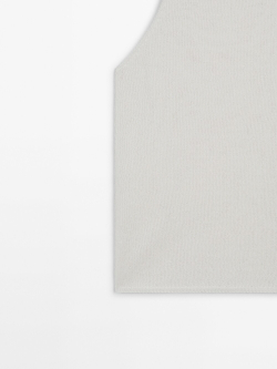 Massimo Dutti Трикотажный топ с горловиной халтер и деталями в рубчик, натуральный, кремовый