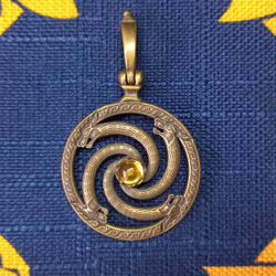 Подвеска. Змеевик с камнем