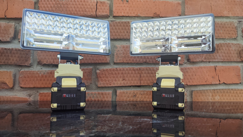 Светодиодный фонарь прожектор Feng Bao