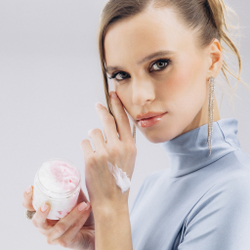 Баттер-суфле для тела 140гр двухцветный, с ароматом ванили и жасмина