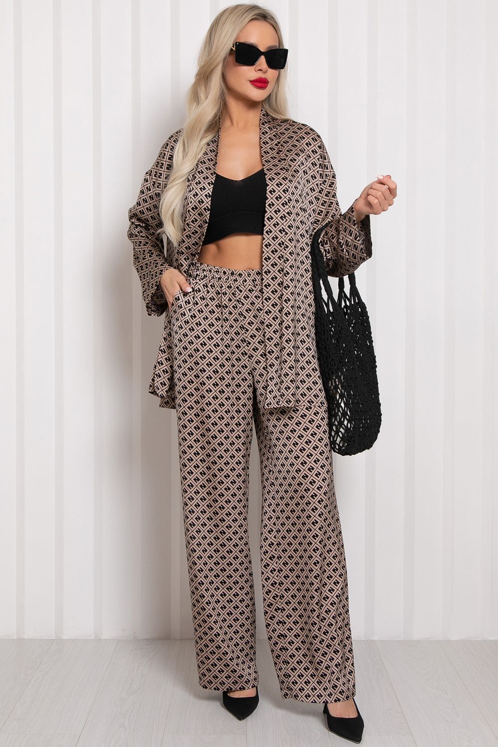 Костюм брючный  Армани (бежево-черный) К11-84/5 Nikol