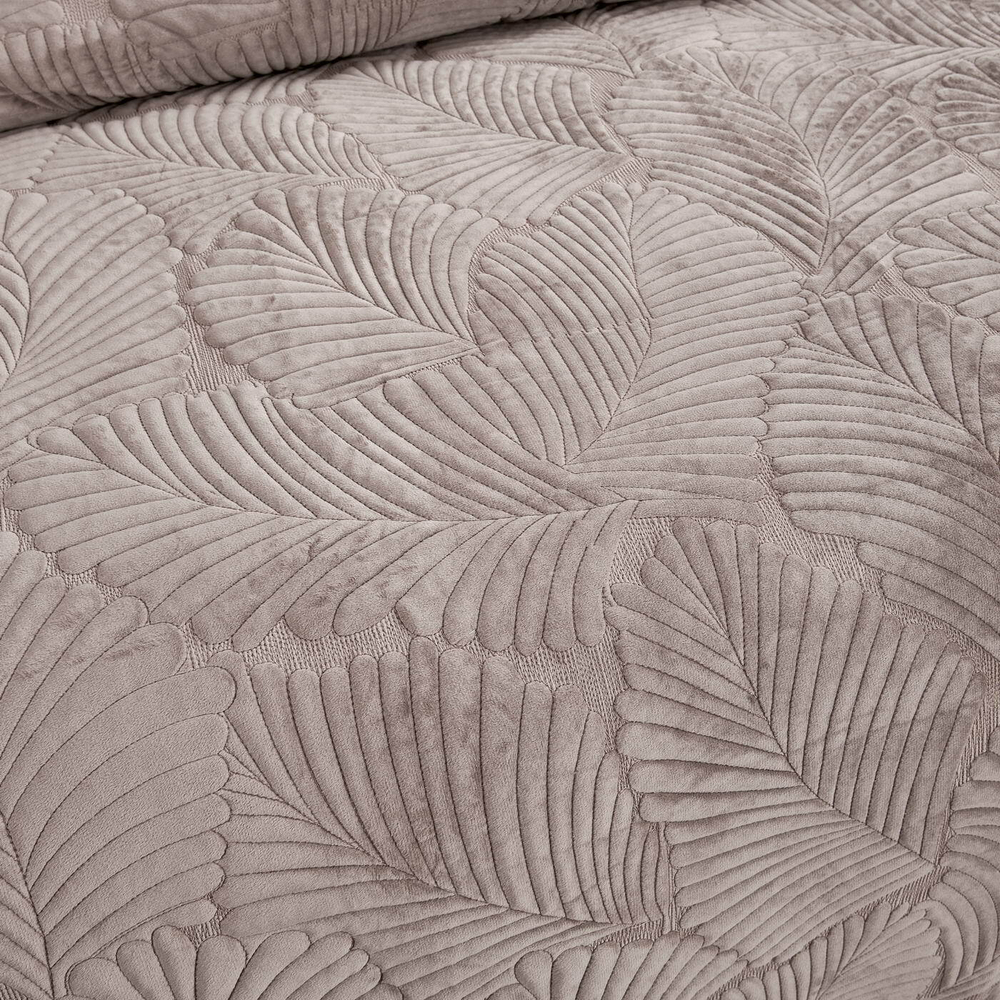 Покрывало 160х220 и наволочка 50х70 Sofi De MarkO Ноэль бежевое