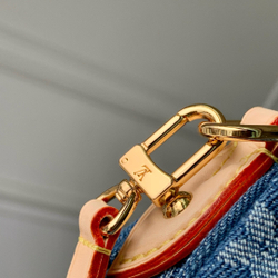 Louis Vuitton Pochette Valley